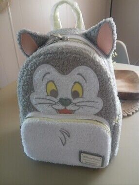 NWT DISNEY FIGARO LOUNGEFLY